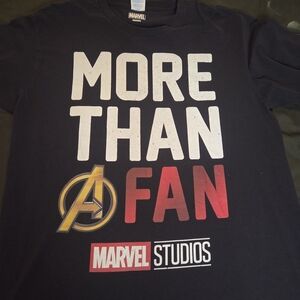 MARVEL STUDIOS (2018) Official "More Than A Fan" 10 Year Anniversary T-Shirt-L